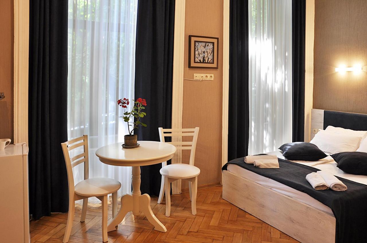 Hb Apartments Mari Brose Tbilisi Exteriör bild