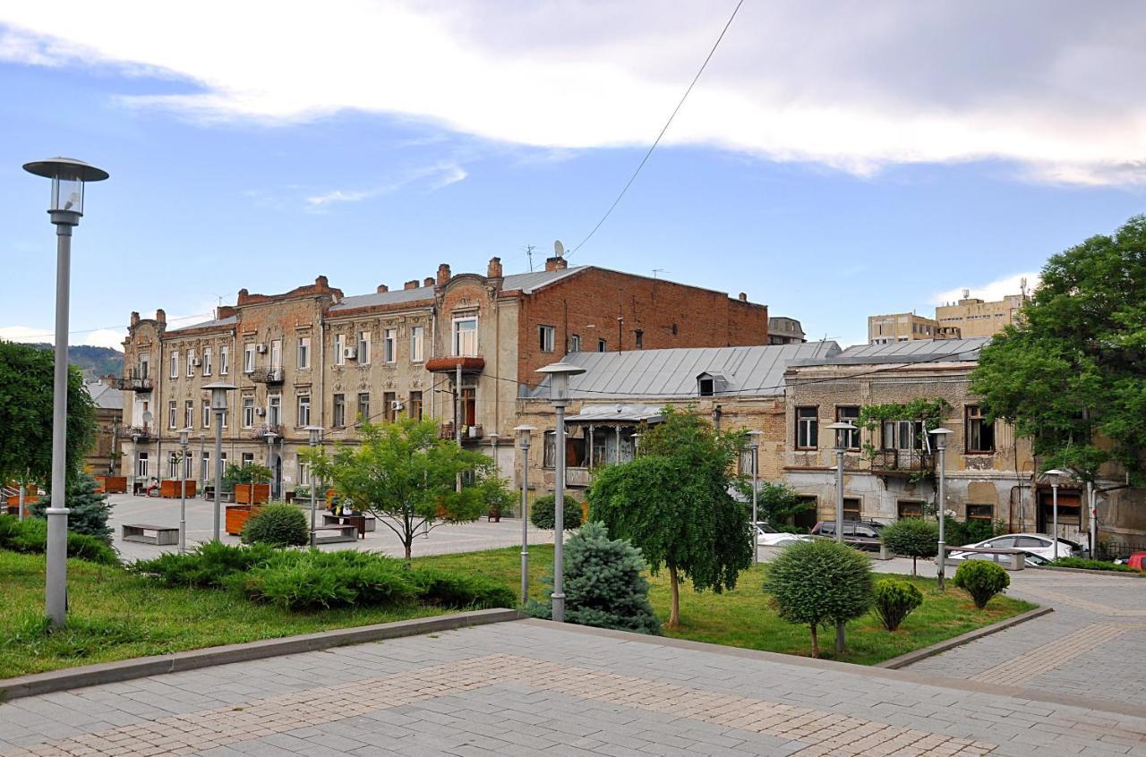 Hb Apartments Mari Brose Tbilisi Exteriör bild