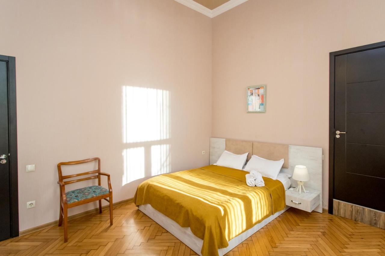 Hb Apartments Mari Brose Tbilisi Exteriör bild